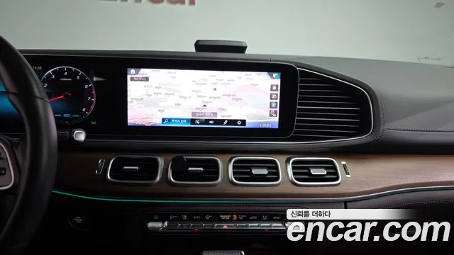 Mercedes-Benz GLE-Class 2019 — фото 18