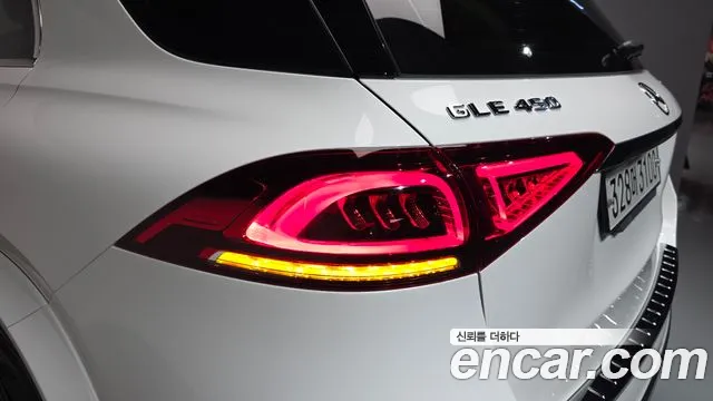 Mercedes-Benz GLE-Class 2019 — фото 8