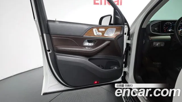 Mercedes-Benz GLE-Class 2019 — фото 13