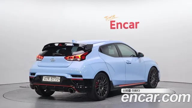 Hyundai Veloster 2019 — фото 2