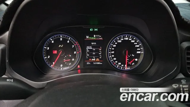 Hyundai Veloster 2019 — фото 11