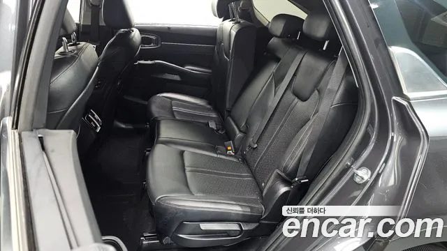Kia Sorento 2022 — фото 11