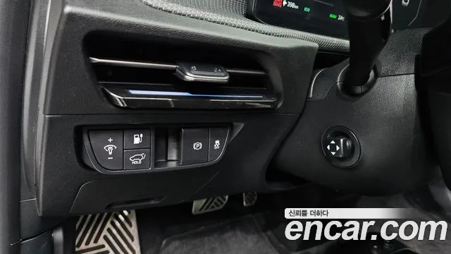 Kia EV6 2025 — фото 17