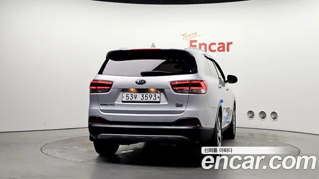 Kia Sorento 2015 — фото 4