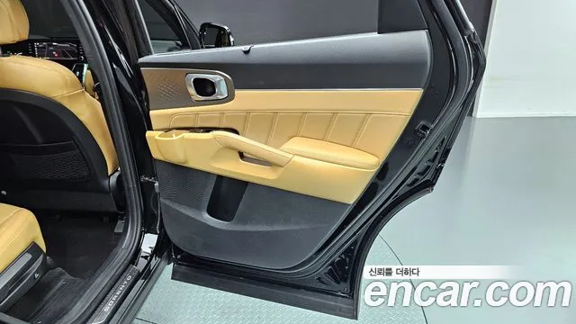 Kia Sorento 2022 — фото 15