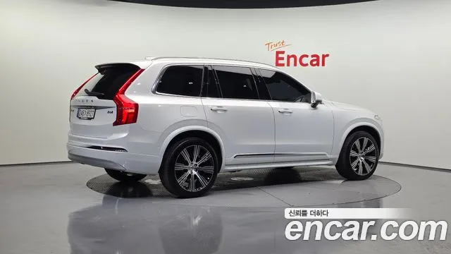 Volvo XC90 2022 — фото 2