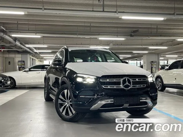 Mercedes-Benz GLE-Class 2026 — фото 1