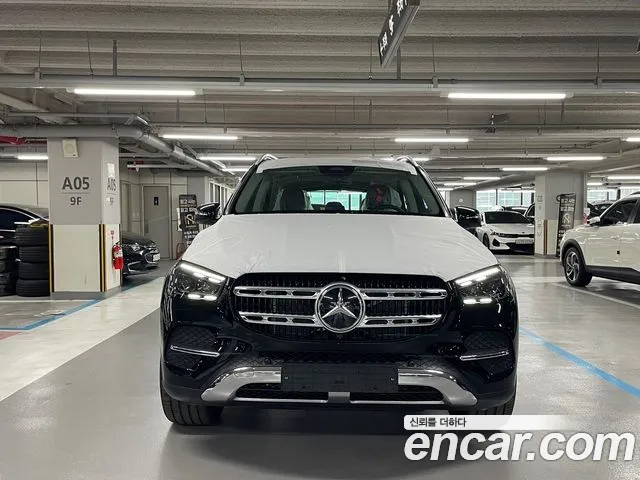 Mercedes-Benz GLE-Class 2026 — фото 5