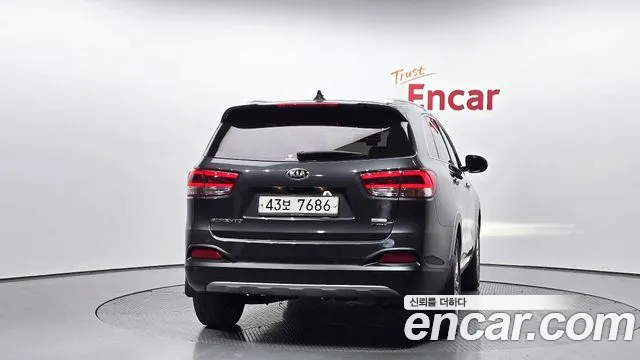 Kia Sorento 2017 — фото 4