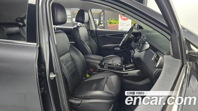 Kia Sorento 2017 — фото 10