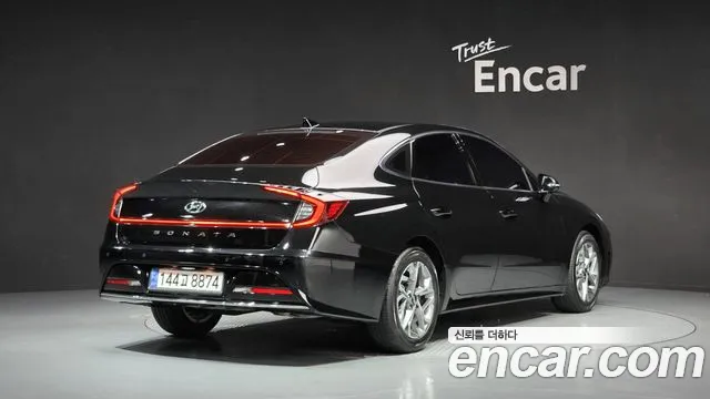 Hyundai Sonata 2022 — фото 2