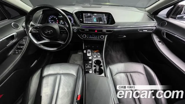 Hyundai Sonata 2022 — фото 10