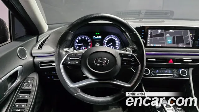 Hyundai Sonata 2022 — фото 19
