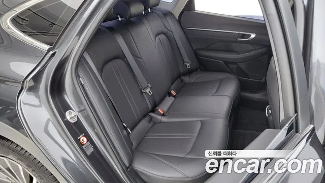 Hyundai Sonata 2023 — фото 11