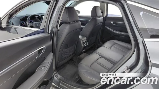 Hyundai Sonata 2023 — фото 12