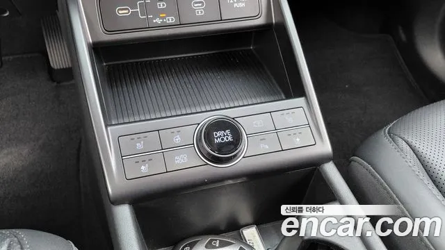 Hyundai Kona 2023 — фото 17