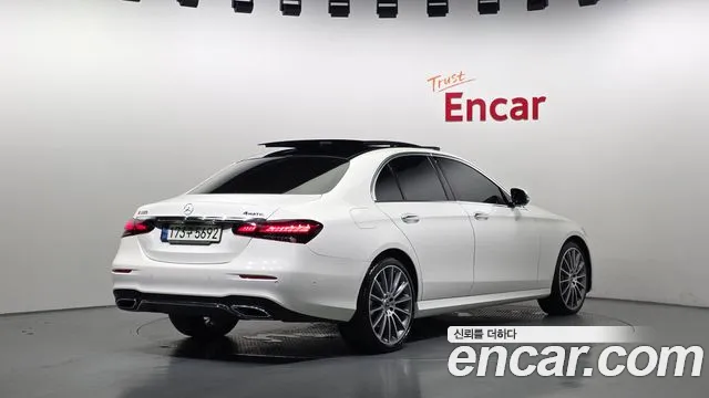 Mercedes-Benz E-Class 2021 — фото 2