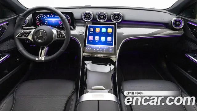 Mercedes-Benz C-Class 2026 — фото 11