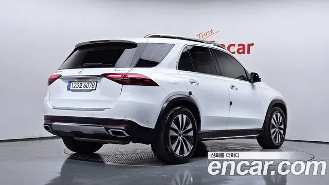 Mercedes-Benz GLE-Class 2025 — фото 2