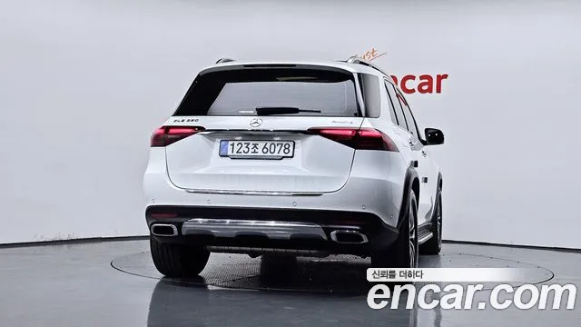 Mercedes-Benz GLE-Class 2025 — фото 4