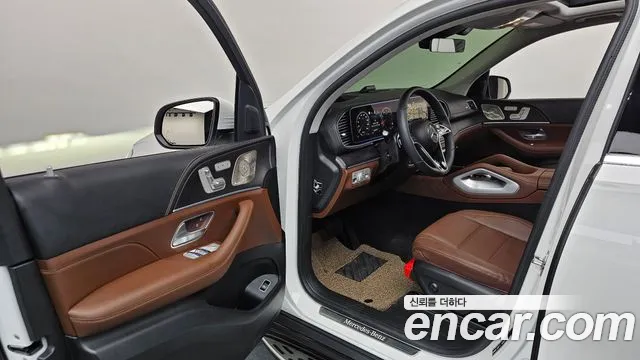 Mercedes-Benz GLE-Class 2025 — фото 13