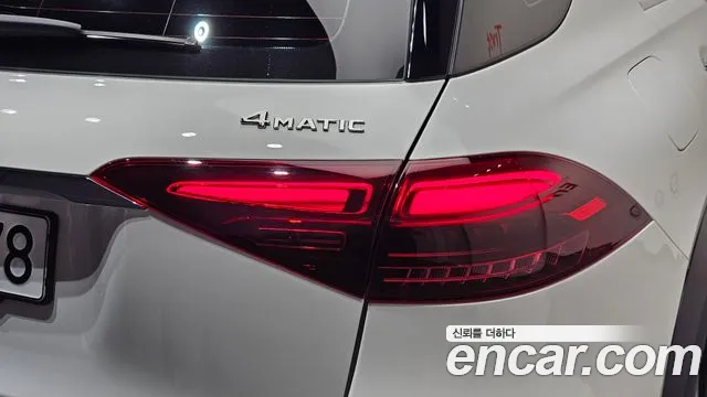 Mercedes-Benz GLE-Class 2025 — фото 9