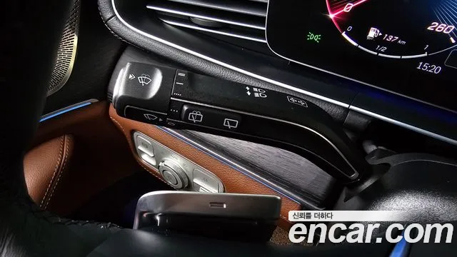 Mercedes-Benz GLE-Class 2025 — фото 28