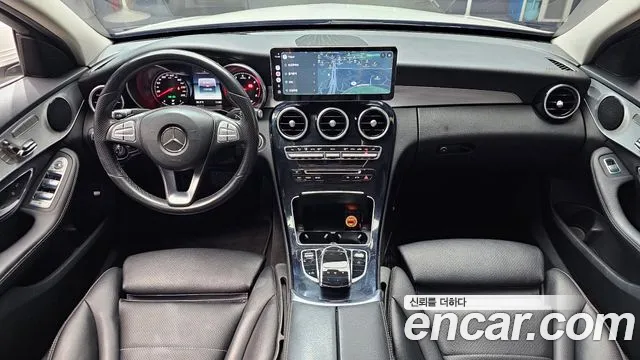 Mercedes-Benz C-Class 2017 — фото 7
