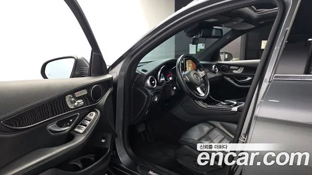 Mercedes-Benz GLC-Class 2016 — фото 10