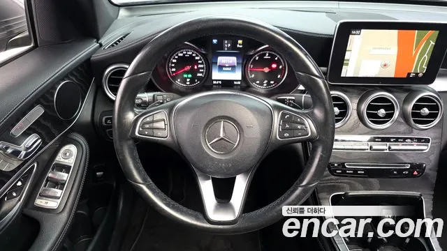 Mercedes-Benz GLC-Class 2016 — фото 13