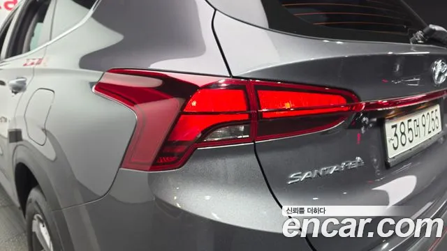 Hyundai Santafe 2021 — фото 9