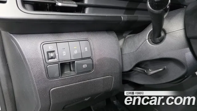 Hyundai Staria 2022 — фото 20