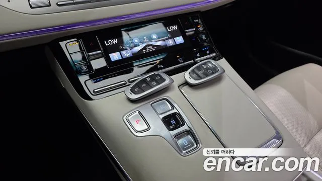 Hyundai Grandeur 2023 — фото 12