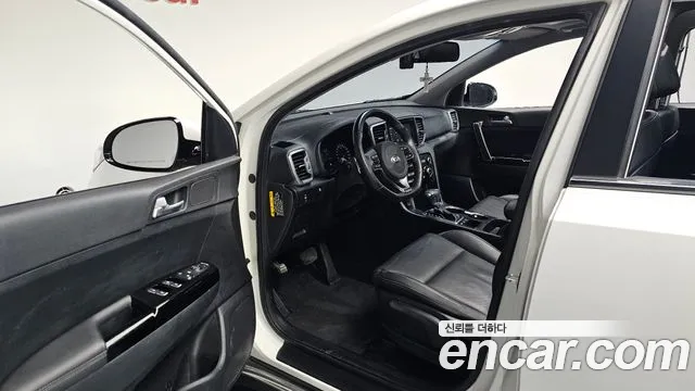 Kia Sportage 2016 — фото 13