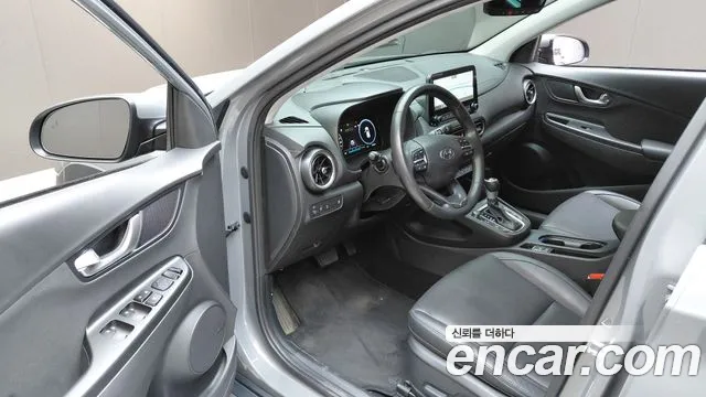 Hyundai Kona 2023 — фото 13