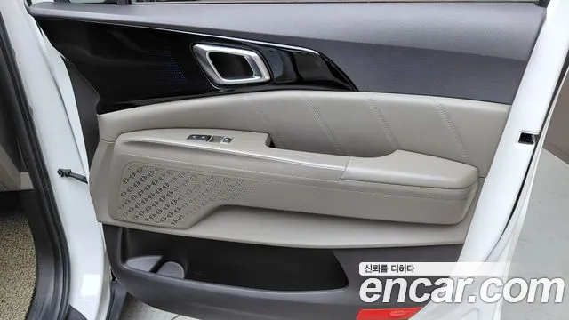 Kia Canival 2024 — фото 15