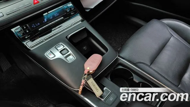 Hyundai Grandeur 2022 — фото 12