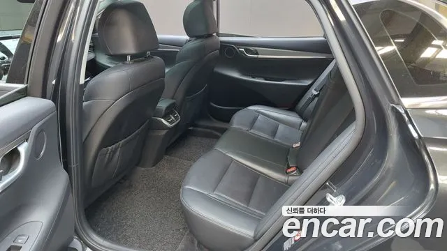 Hyundai Grandeur 2022 — фото 18