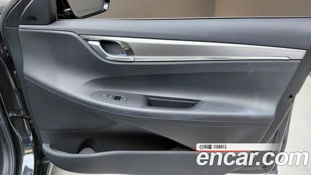 Hyundai Grandeur 2022 — фото 15