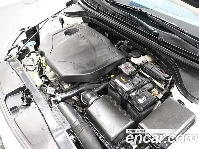 Hyundai AVANTE 2016 — фото 19