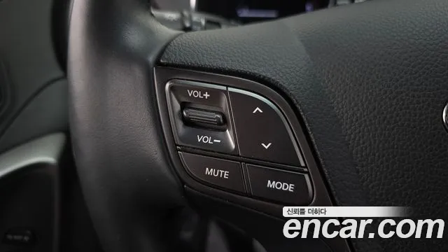 Hyundai Santafe 2016 — фото 25