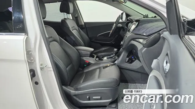 Hyundai Santafe 2016 — фото 16