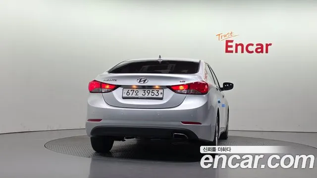 Hyundai AVANTE 2015 — фото 4