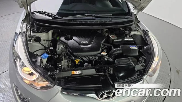 Hyundai AVANTE 2015 — фото 6