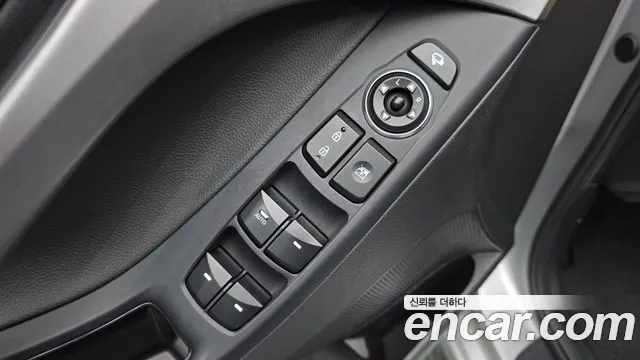 Hyundai AVANTE 2015 — фото 17