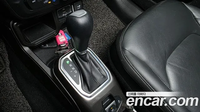 Jeep Renegade 2020 — фото 9
