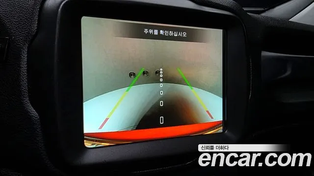Jeep Renegade 2020 — фото 16
