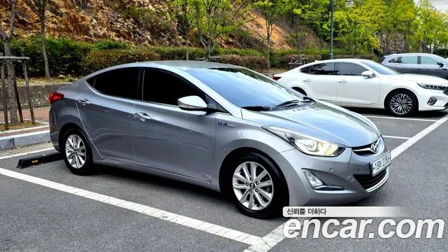 Hyundai AVANTE 2015 — фото 3