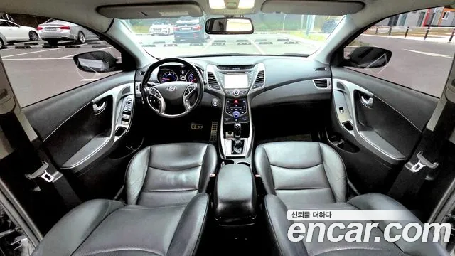 Hyundai AVANTE 2015 — фото 8