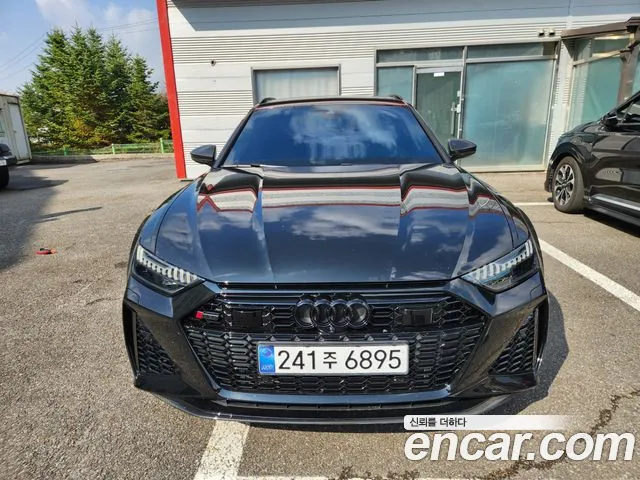Audi RS6 2025 — фото 1